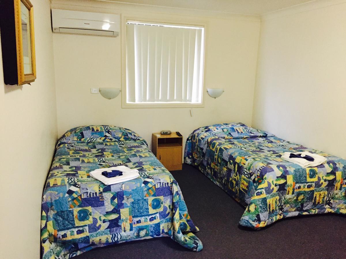Yetholme Motel Buitenkant foto